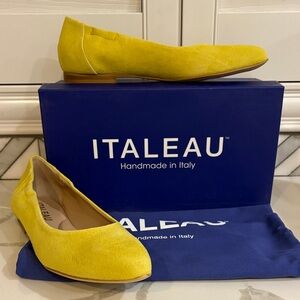 Italeau Yellow Suede Flats